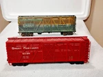 Atlas Gauge Great Northern 63184 & Chicago Northwestern 4985 40' Stock Car Lot. Fixed Price $35.00.