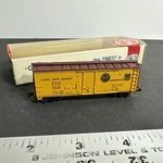 -scale Con Cor 40 Steel Reefer 1051-B Pacific Fruit Express 1950 #19. Fixed Price $13.50.