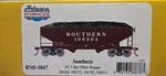Athearn Scale 34' 2 Bay Offset Hopper Southern RND-1047. Fixed Price $129.99.