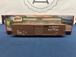Atlas Ho Norfolk & Western #600883 Acf Single Door Auto Parts Box Car 1668-2. Fixed Price $29.99.