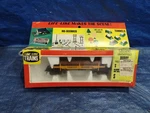 Life-like Ho Forest Lumber Operating Dumping Car With Logs 50 Ft #T592 New. Fixed Price $15.00.