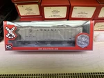 Scaletrains Rivet Conrail Quality Pullman Standard PS-2CD 4785 Cf Covered Hopper. Fixed Price $50.00.