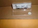 Micro Trains #92130 Bay Acf Centerflow Covered Hopper - Up & #cnw 175072. Fixed Price $20.00.