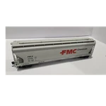 Accurail Fmc Chemicals Gray/red/black Center Flow Freight Hopper Car 45300. Fixed Price $13.99.