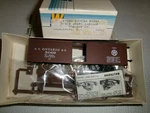 Walthers Ho KIT#932-3719 Illinois Central 40' PS-1 Boxcar #22154. Fixed Price $14.99.