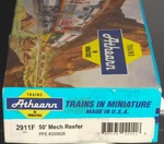 Athearn 2911F Ho Pacific Fruit Express 50' Mech. Reefer #300624 Original Scheme. Fixed Price $23.39.