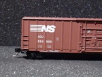 Micro-trains 27230 Norfolk Southern 50 'rib Box Car Plug Door Road# 584899. Fixed Price $24.95.
