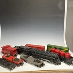 1956 Vintage Lionel Lines 027 6-CAR Train Set W/tracks And Original Box 1547S. Fixed Price $250.00.