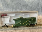 Atlas 50 005 872 Scale Russell Snow Plow Green Mountain Gmrc X106 New. Fixed Price $34.99.
