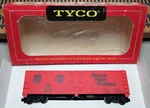 Tyco Mantua T329 Ho Scale 40' Scribed Wood Side Reefer "pfe". Fixed Price $17.99.