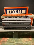 Lionel Gauge Norfolk And Western 3 Bay Acf Covered Hopper #17109 Nib. Fixed Price $22.00.