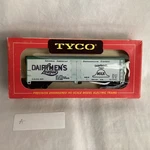 Tyco Ho Scale #T329G Dairymen League Refrigerator Car-new In Box. Fixed Price $24.99.