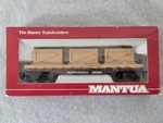 Ho Scale Mantua Heavy Flat W/crates. Pennsylvania #451625. Fixed Price $12.88.