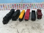 Lionel 1513S Postwar - Set 2037 Steam Engine Freight Cars Gauge 027. Fixed Price $289.95.