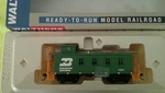 Walthers 932-7563 Ho Burlington Northern Bn 30' 4-WINDOW Caboose #11007. Fixed Price $24.00.