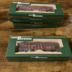 Bowser 40605 Pennsylvania H21A Bay Hopper Car Prr 137630 Coal Goes To War. Fixed Price $15.30.
