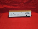 Atlas Ho Patrick Industries Uslx Box Car # 11207. Fixed Price $15.00.