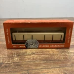 1957 Postwar Lionel Rivarossi Ho 0811-25 Rdg 91306 Flatcar W/ Stakes & Box. Fixed Price $360.00.