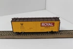 Walthers Mainline 910-3504 Ho Scale 40' Steel Meat Reefer Royal Packing Art. Fixed Price $18.40.