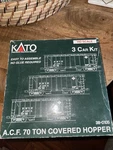 Kato 38-0105 Erie Acf 70-TON Covered Hopper Car Set Kit New. Fixed Price $32.00.