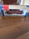 Walthers Trains 932-4203 Scale Santa Fe 41 Ballast Hopper #76600. Fixed Price $29.00.