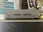 Scale Athearn Assembled "blue Box" Union Pacific 4 Bay Cylindrical Hopper. Fixed Price $10.00.