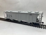 Walthers Scale Gold Line PS-2 2893 Cu Ft Covered Hopper Nyc #883038. Fixed Price $23.00.