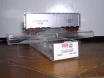 Micro Trains #59040 Pennsylvania 40' Steel Reefer #498350 "n" Gauge. Fixed Price $16.99.