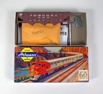 Athearn 40' 3-BAY Hopper, Pennsylvania Railroad, Kit #23319 Scale. Fixed Price $20.00.