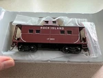 Athearn Rtr Ho 74341, Window Caboose, Rock Island 17603 Metal Wheels & Kds Ob. Fixed Price $35.00.