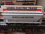 Lionel Norfolk And Western Center Flow Hopper 6-17109. Fixed Price $19.99.